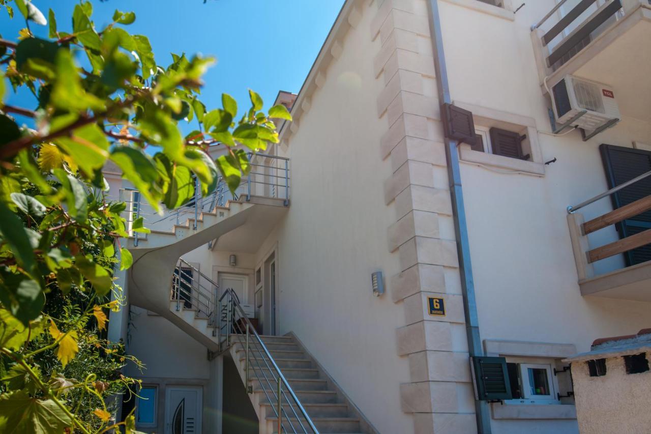 Sunrise Apartments Bol Exterior photo